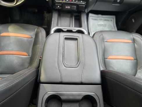 Used 2019 GMC Sierra 1500 AT4 image 25