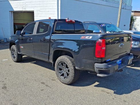Used 2017 Chevrolet Colorado Z71 w/ Z71 Midnight Edition AWD/4WD image 3