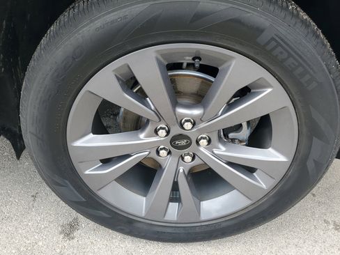 Used 2023 Ford Explorer XLT w/ Equipment Group 202A image 29