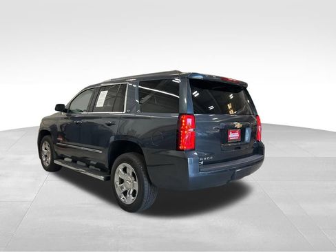 Used 2019 Chevrolet Tahoe LT w/ LT Signature Package AWD/4WD image 3