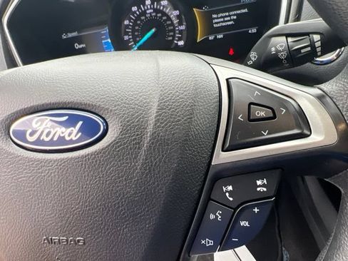 Used 2020 Ford Fusion SE FWD image 24
