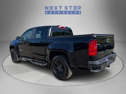Used 2022 Chevrolet Colorado Z71 w/ Z71 Midnight Edition AWD/4WD image 5