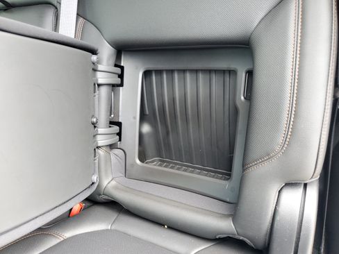 Used 2020 GMC Sierra 1500 AT4 w/ AT4 Premium Package AWD/4WD image 19