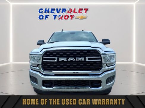 Used 2022 RAM 2500 Big Horn AWD/4WD image 2