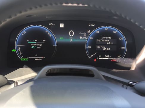 Certified 2025 Toyota Camry XLE w/ Premium Plus Package FWD image 21