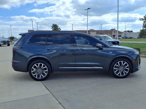 Used 2021 Cadillac XT6 Sport image 6