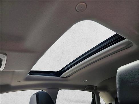 New 2026 Honda HR-V EX-L image 14