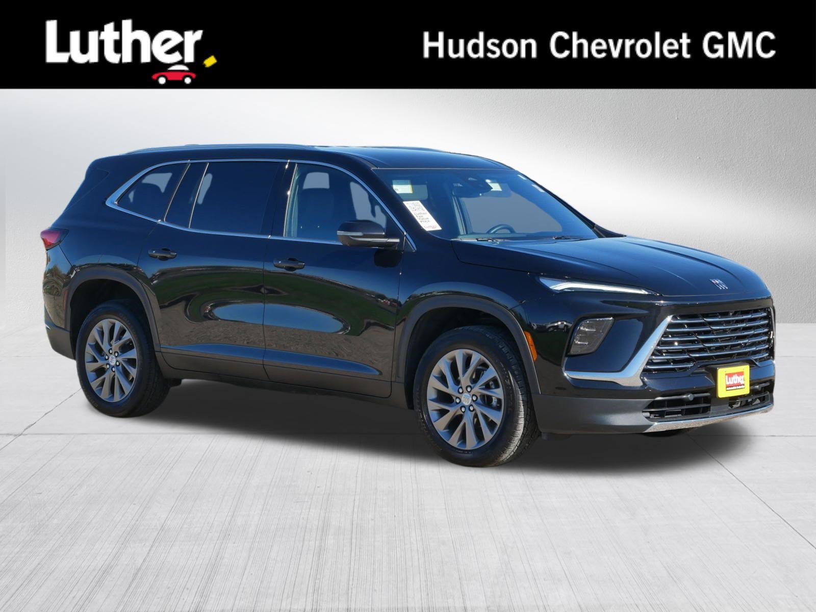 Used 2026 Buick Enclave Preferred AWD/4WD image 1