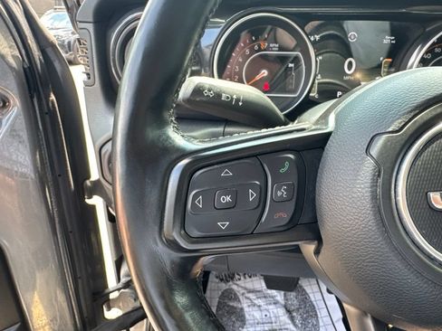 Used 2020 Jeep Wrangler Unlimited Sport AWD/4WD image 38