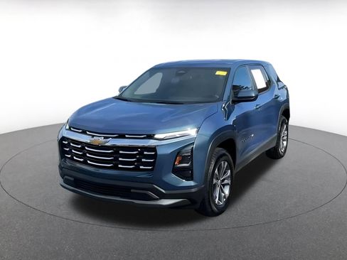 Used 2025 Chevrolet Equinox LT image 7