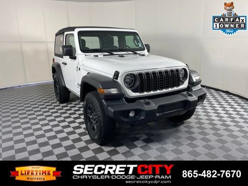 Used 2025 Jeep Wrangler Sport AWD/4WD image 1
