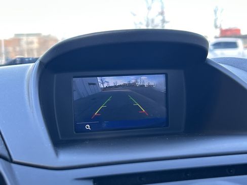 Used 2019 Ford Fiesta SE image 3