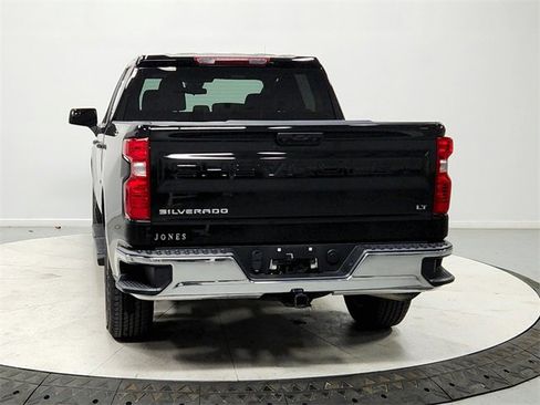 Used 2024 Chevrolet Silverado 1500 LT image 6