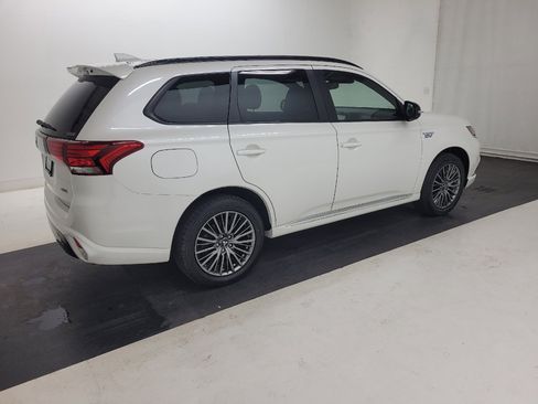 Used 2021 Mitsubishi Outlander LE AWD/4WD image 10