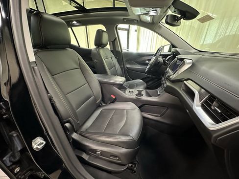 Used 2019 GMC Terrain SLT w/ GMC Pro Grade Package image 18