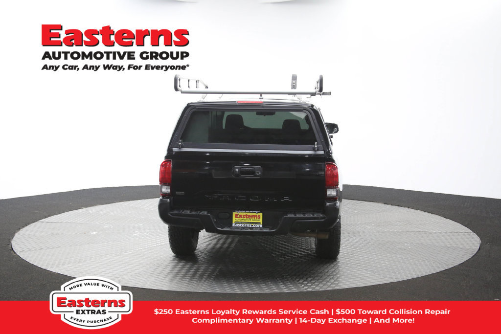 Used 2023 Toyota Tacoma SR AWD/4WD image 39