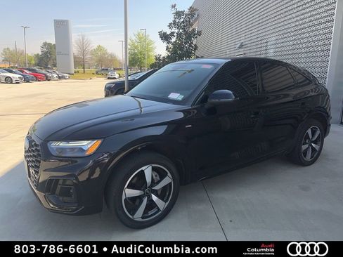 Used 2023 Audi Q5 2.0T Prestige w/ Prestige Package image 2
