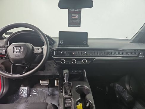 Used 2025 Honda Civic Sport image 17