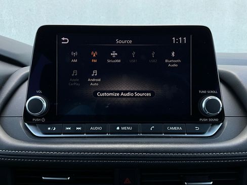 Used 2025 Nissan Rogue SV image 30