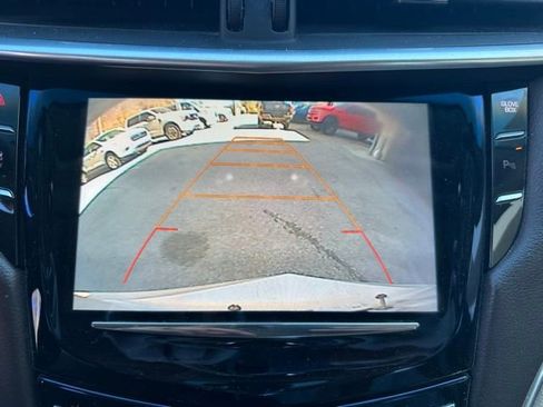 Used 2017 Cadillac XTS Luxury image 10