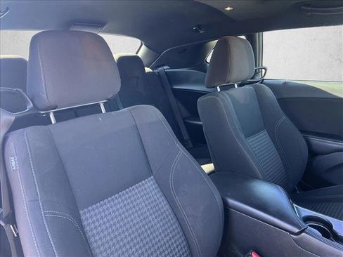 Used 2020 Dodge Challenger SXT image 22
