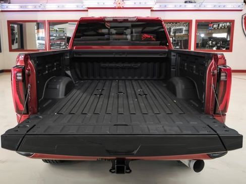 Used 2024 GMC Sierra 2500 Denali w/ Denali Reserve Package AWD/4WD image 8