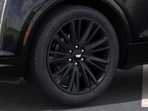 New 2026 Cadillac Lyriq Sport w/ LPO, ONYX Package image 9