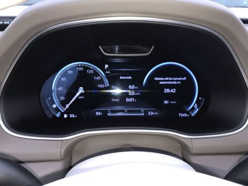 Used 2024 Genesis GV80 3.5T w/ Prestige Package AWD/4WD image 15