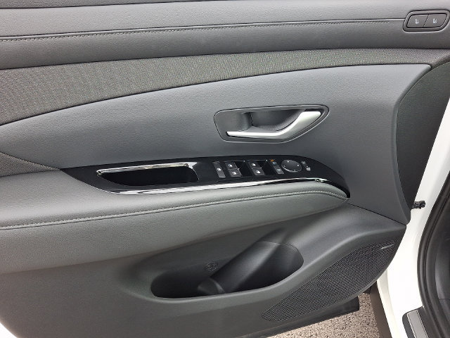 New 2026 Hyundai Tucson Limited AWD/4WD image 8
