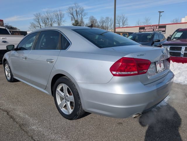 Used 2013 Volkswagen Passat 2.5 SE FWD image 4