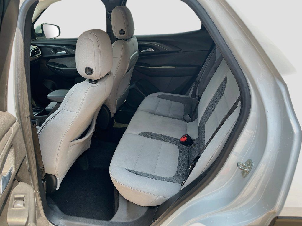 Used 2021 Chevrolet TrailBlazer LT AWD/4WD image 25