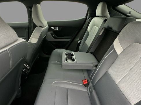 Used 2023 Polestar Polestar 2 AWD/4WD image 18