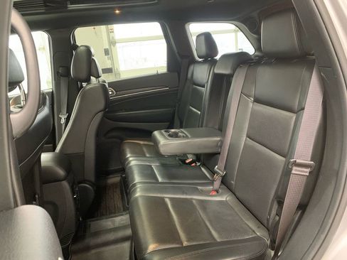 Used 2019 Jeep Grand Cherokee Limited w/ Luxury Group II image 23