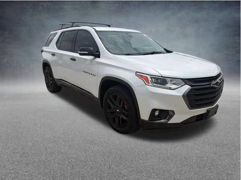 Used 2019 Chevrolet Traverse Premier w/ Redline Edition AWD/4WD image 11