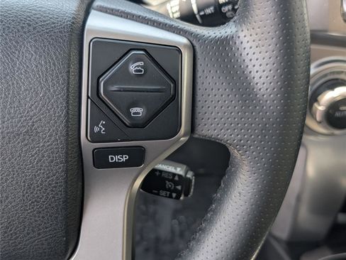 Used 2018 Toyota 4Runner Limited AWD/4WD image 25