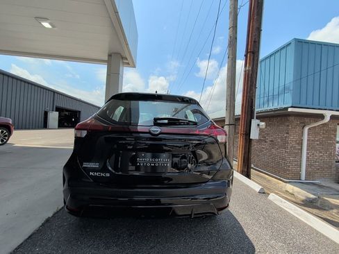 Used 2025 Nissan Kicks Play S FWD image 6
