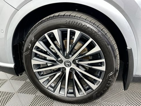Used 2025 Lexus RX 350 w/ Convenience Package AWD/4WD image 32