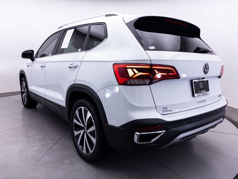 Used 2022 Volkswagen Taos SE FWD image 13