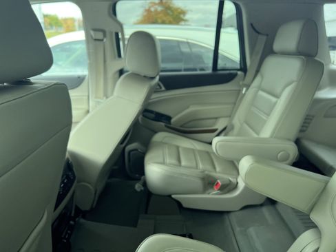 Used 2019 GMC Yukon Denali w/ Denali Ultimate Package image 19