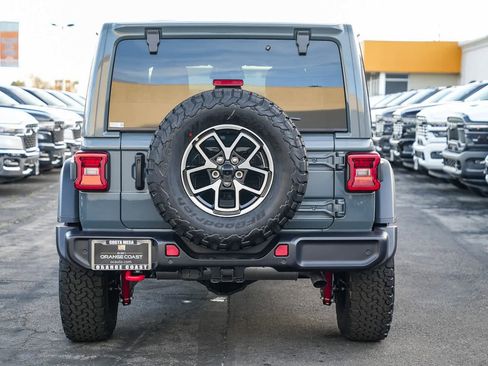 New 2025 Jeep Wrangler Unlimited Rubicon w/ Technology Group image 5