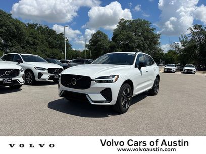 New 2026 Volvo XC60 B5 Core w/ Climate Package