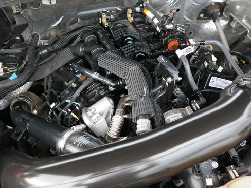 Used 2024 Ford Expedition XLT image 29