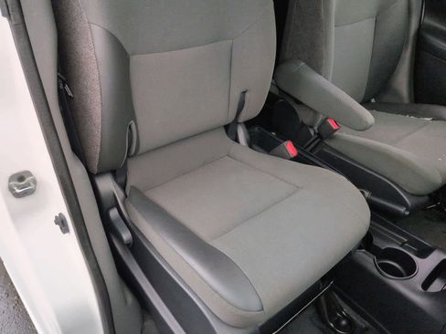 Used 2017 Nissan NV200 S w/ Back Door Glass Package image 22