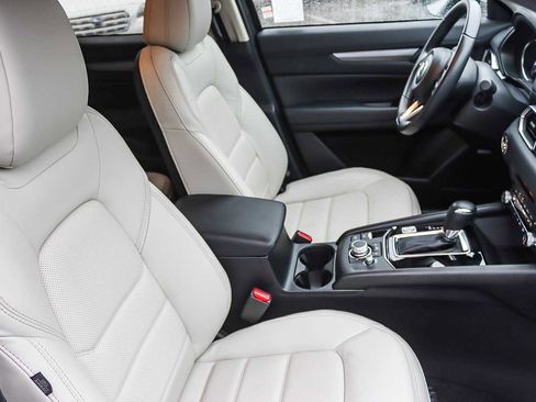 Used 2021 MAZDA CX-5 Touring w/ Touring Preferred SV Package image 15