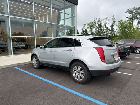 Used 2010 Cadillac SRX Luxury AWD/4WD image 5