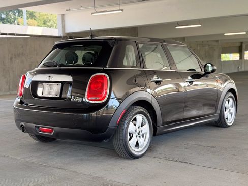 Used 2015 MINI Cooper 4-Door Hardtop FWD image 5