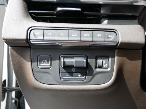 Used 2021 Cadillac Escalade ESV Sport w/ Driver Assist Tech Package AWD/4WD image 8