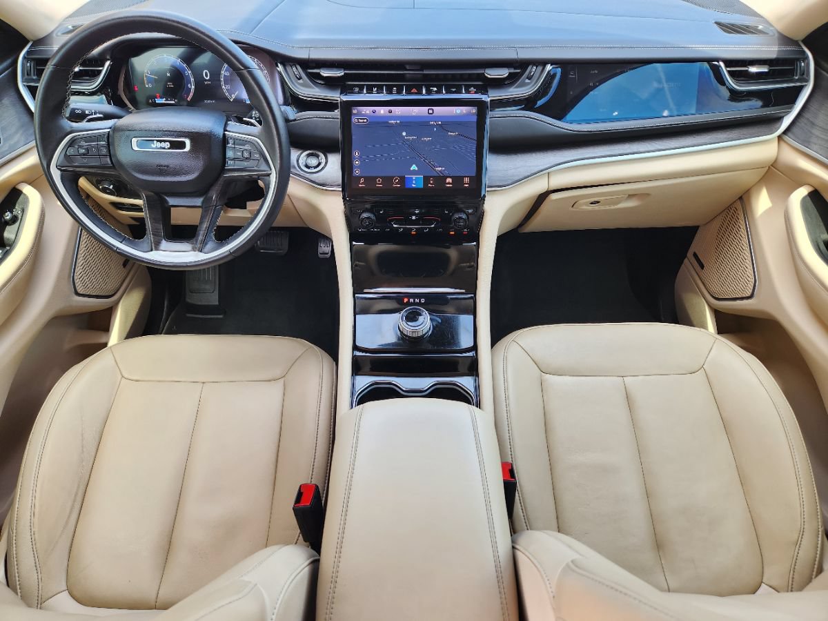 Used 2022 Jeep Grand Cherokee Limited RWD image 47
