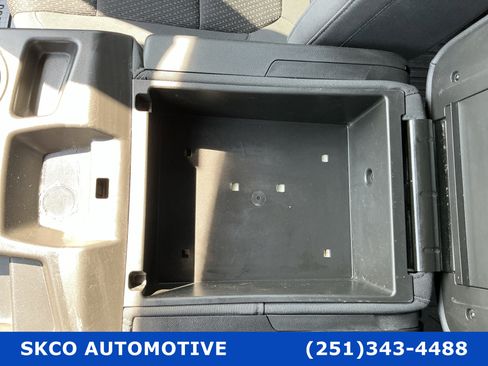 Used 2021 Chevrolet Silverado 2500 Custom w/ Custom Value Package image 25