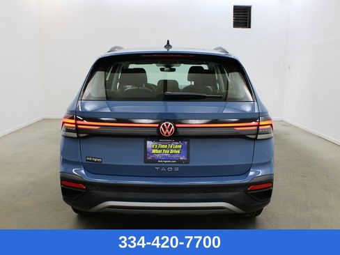 Certified 2025 Volkswagen Taos S image 3